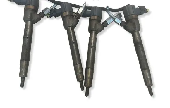 KIA Soul Fuel injectors set 0445110320