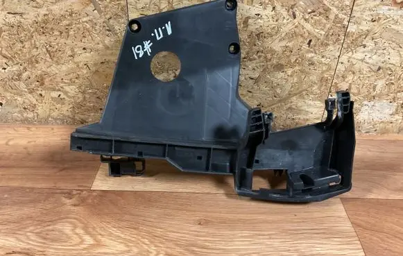 Volvo V70 Front door exterior handle/bracket 30661072