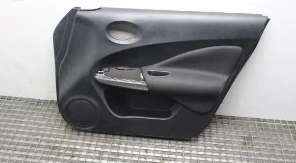Nissan Juke I F15 Front door card panel trim 809001KB0A