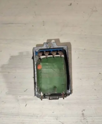 Heater blower motor/fan resistor