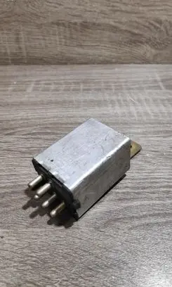 Mercedes-Benz S W126 Other relay 1078200010