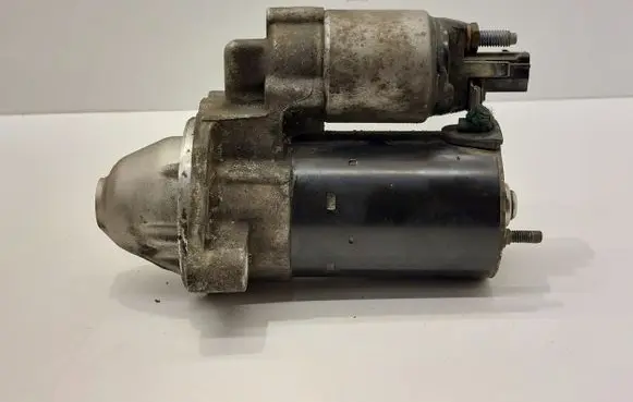 Audi A4 S4 B7 8E 8H Starter motor 06B911023A