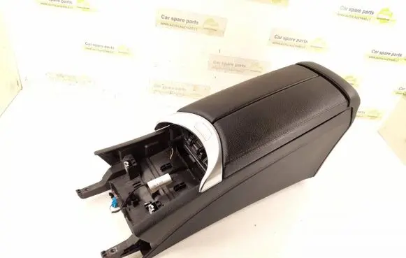 Mercedes-Benz C AMG W205 Armrest 2056801205 2056800850