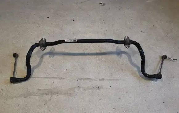 Mercedes-Benz S W222 Front anti-roll bar/sway bar A2223231265