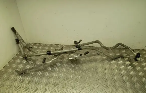 Porsche Panamera (970) Engine coolant pipe/hose 97057272500