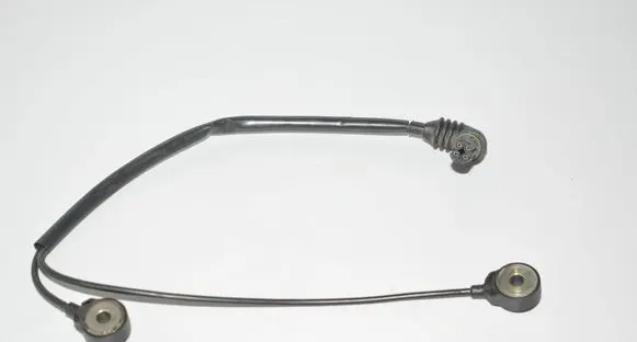 BMW X5 E53 Detonation knock sensor 0261231136 1709317