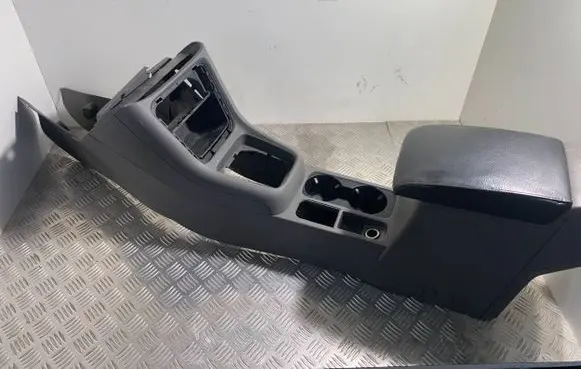 Seat Alhambra (Mk2) Center console 7N1863243 7N1863241A