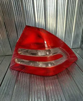 Mercedes-Benz C W203 Rear/tail lights 2038200264 A2038200264