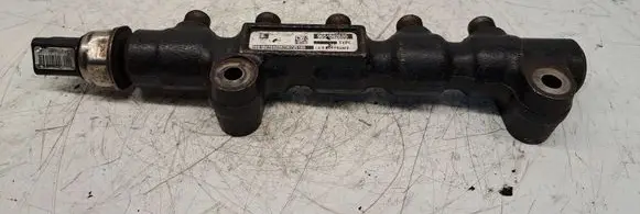 Peugeot 307 Fuel injector supply line/pipe 