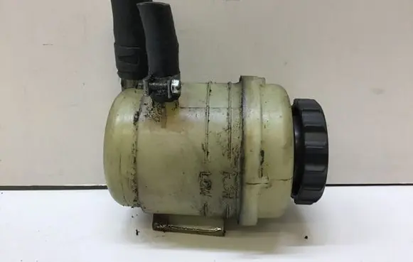 KIA Sorento Power steering fluid tank/reservoir OEM