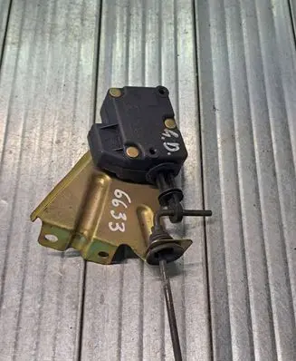 Peugeot 607 Central locking motor 