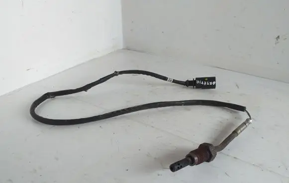Skoda Octavia Mk2 (1Z) Exhaust gas temperature sensor 1J0973002