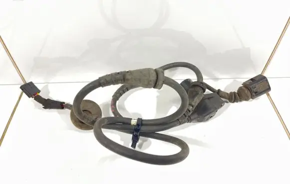 Audi A4 S4 B6 8E 8H ABS brake wheel speed sensor 0265006692 383223