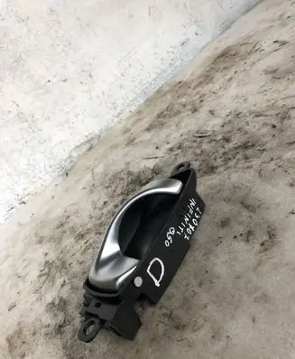 Infiniti Q50 Front door interior handle