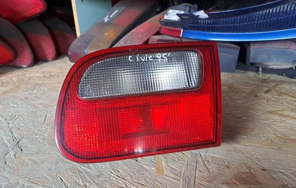 Honda Civic Tailgate rear/tail lights 0431124R 0431124