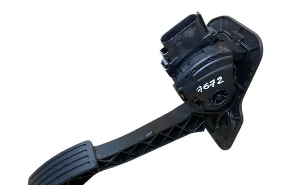 Ford Transit Accelerator throttle pedal 01094621