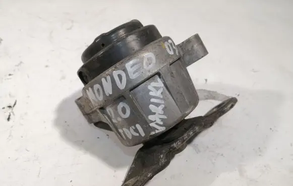 Ford Mondeo Mk III Engine mount bracket 2S716F012A