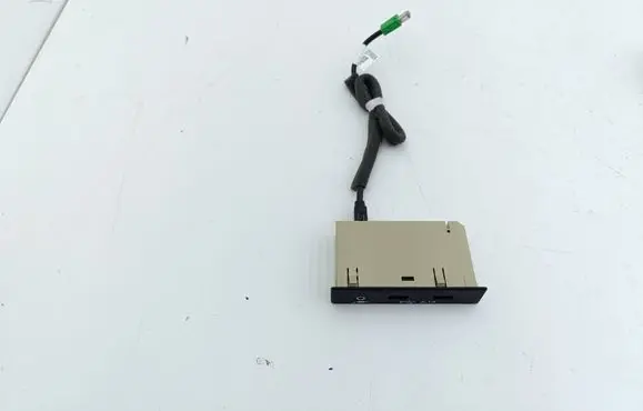 Subaru Outback (BT) USB socket connector 86257AN00A