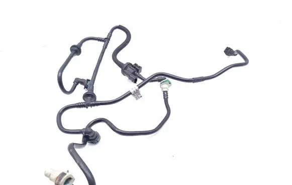 Ford Puma Fuel line pipe 