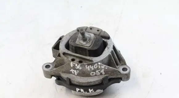 BMW 4 F36 Gran coupe Engine mount bracket 6856403 22116856403