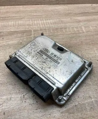 Audi A3 S3 8L Engine control unit/module ECU 038906019CK 0281010308