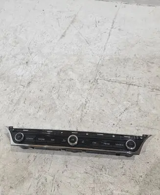 Bentley Continental Head unit multimedia control 3SA925302B AY7270890000402