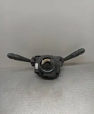 Wiper turn signal indicator stalk/switch