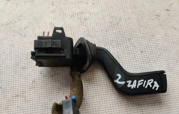 Opel Zafira A Indicator stalk 90560990 90560991