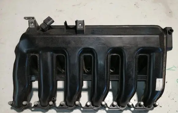 BMW 5 E60 E61 Intake manifold