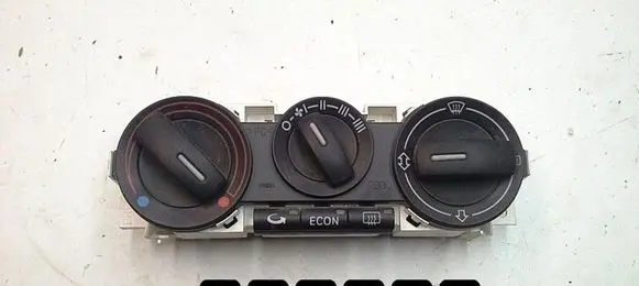 Audi A2 Climate control unit 8Z0819045C