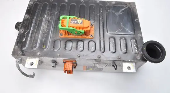 Renault Clio V Hybrid / electric car battery 295F17870R