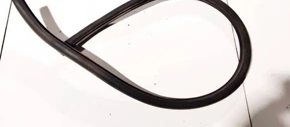 Opel Astra J Rubber seal front coupe door 13271280
