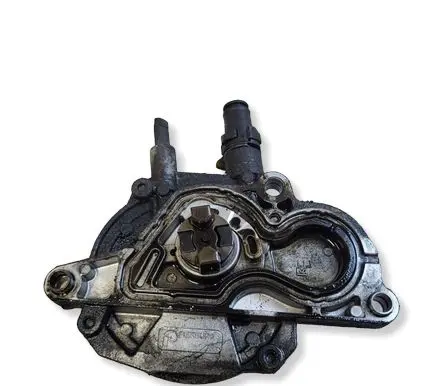 Opel Astra J Vacuum pump 