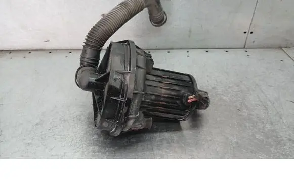 Skoda Octavia Mk1 (1U) Secondary air pump 06A959253B