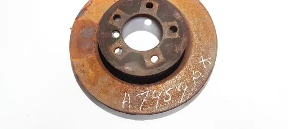 BMW 3 E46 Front brake disc ventiliuojamas
