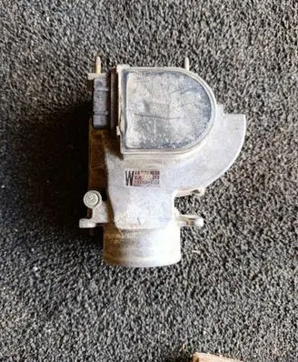 Mazda 323 Mass air flow meter 1971004130