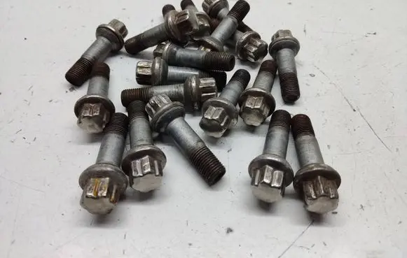 Mercedes-Benz ML W164 Nuts/bolts 