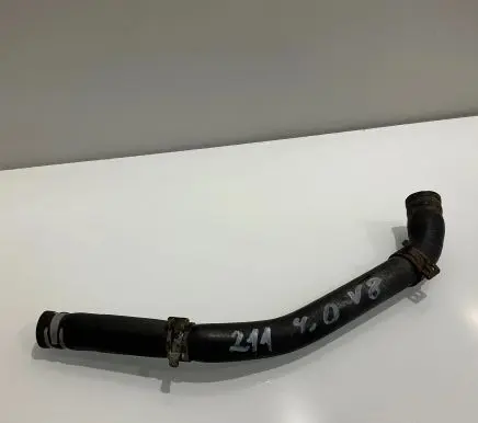 Mercedes-Benz E W211 Engine coolant pipe/hose