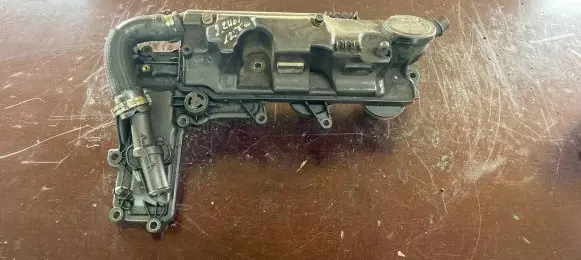 Citroen C5 Rocker cam cover 9662660480 PA66GF30