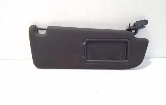 Sun visor