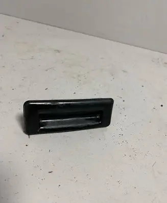 Skoda Fabia Mk2 (5J) Tailgate opening switch 5J0827229