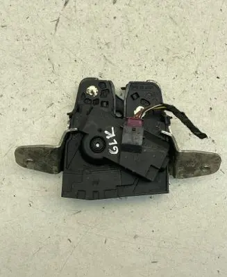 Mercedes-Benz GLK (X204) Tailgate/trunk/boot lock/catch/latch A2047400335 051739