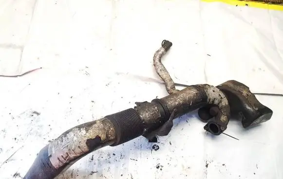 Volvo V50 Air intake hose/pipe 3m519a673h