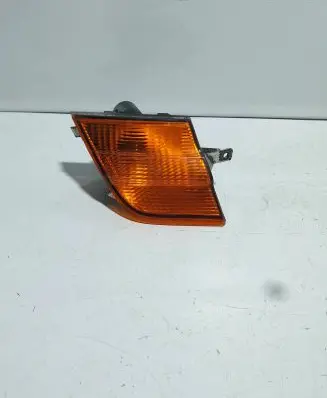Nissan Micra Front indicator light 89027936