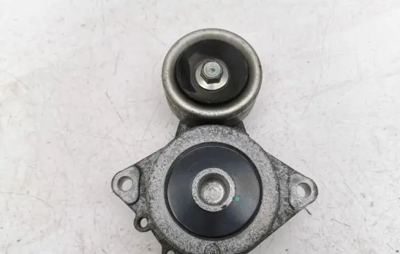 Honda HR-V Generator/alternator belt tensioner