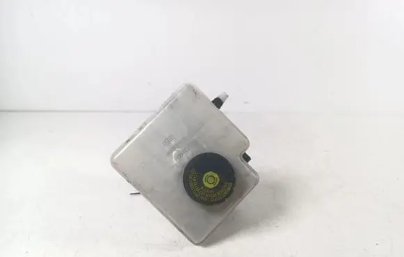 Mini Cooper Countryman R60 Master brake cylinder