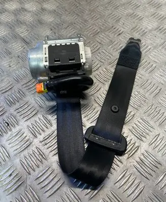 Audi A4 S4 B9 Rear seatbelt 34133469