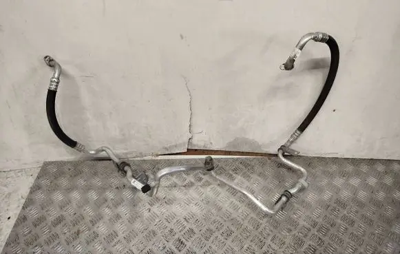 Renault Trafic III (X82) Air conditioning (A/C) pipe/hose 93459101 924807649R