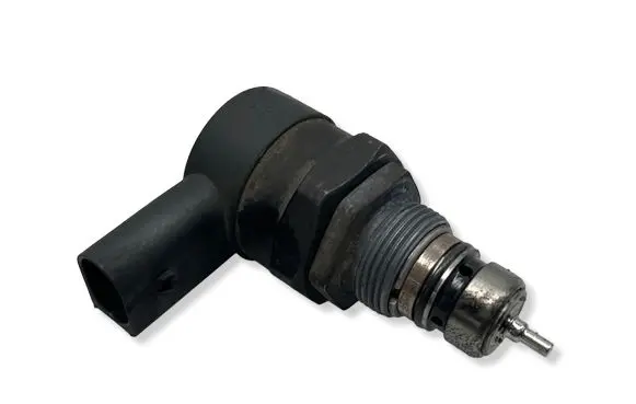 Mercedes-Benz E W211 Fuel pressure regulator A6110780449