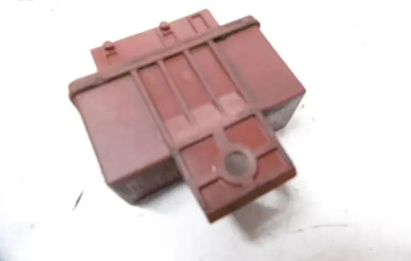 Citroen Xsara Picasso Fuel pump relay 9629945980